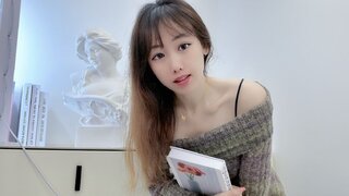 Catch JoanEileen’s Private Cam Show