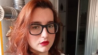 Catch JoleneBeretta’s Private Cam Show