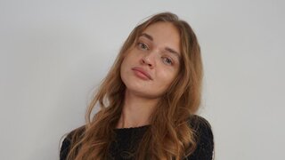 Catch JovitaWuori’s Private Cam Show