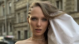 Catch LanaLunar’s Private Cam Show