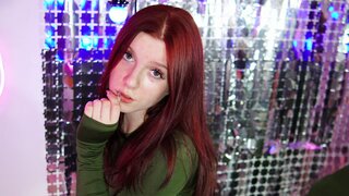 Catch LaylaGlam’s Private Cam Show