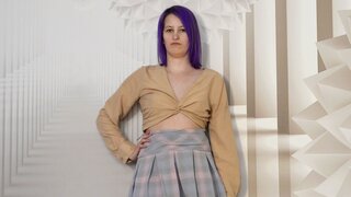 Catch LeeaEvans’s Private Cam Show