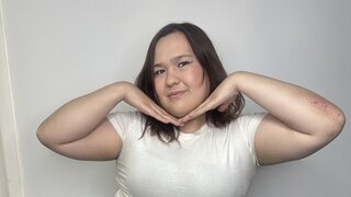 Catch LeilaGledhill’s Private Cam Show