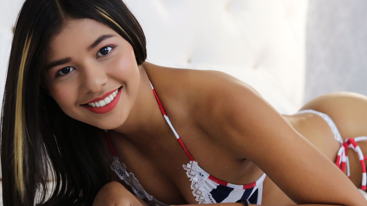 Catch LexyParker’s Private Cam Show