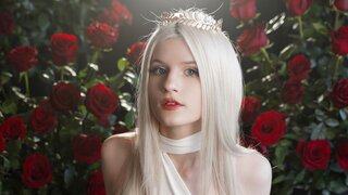 Catch LiliMun’s Private Cam Show