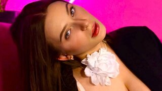 Catch LilianTintori’s Private Cam Show