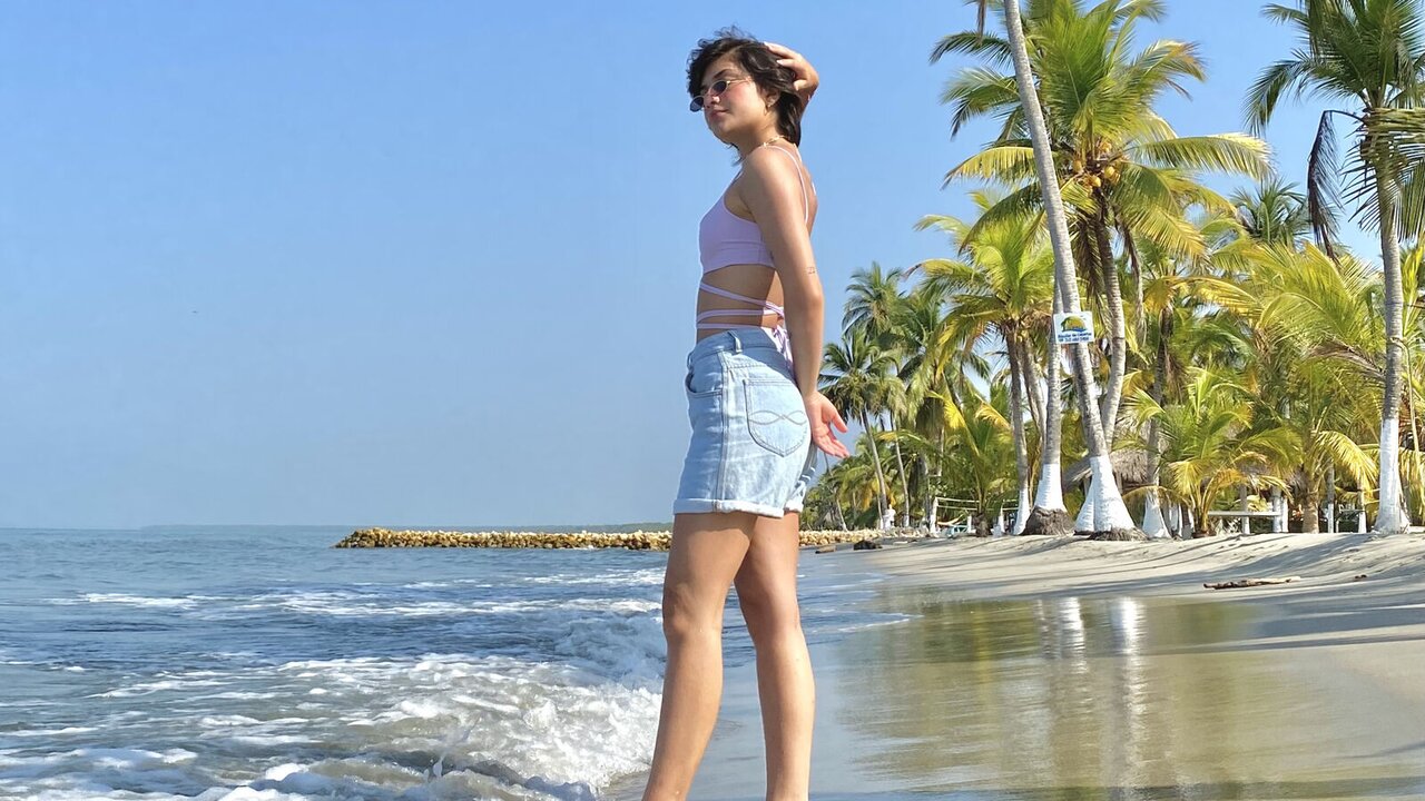 Catch LiloHart’s Private Cam Show