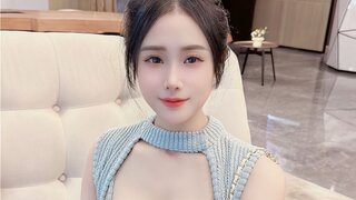 Catch LilyLai’s Private Cam Show