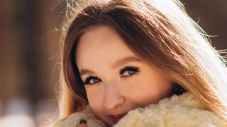Catch LinetteBucher’s Private Cam Show