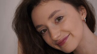 Catch LisandraTouar’s Private Cam Show