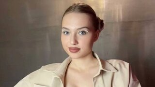 Catch LynHerlan’s Private Cam Show