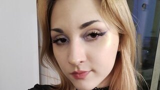 Catch MakkyPiercen’s Private Cam Show