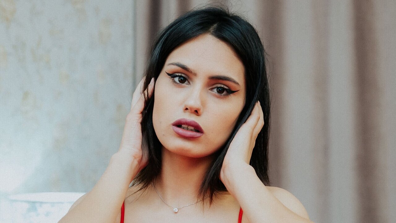 Catch MandyJoey’s Private Cam Show