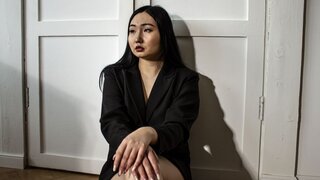 Catch MienSabiston’s Private Cam Show