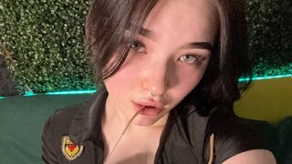 Catch MillieBraun’s Private Cam Show