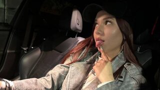 Catch MoranaBright’s Private Cam Show