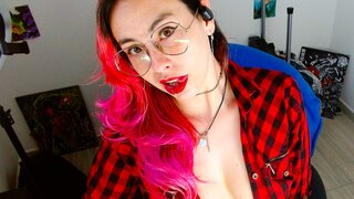 Catch NatashaLau’s Private Cam Show