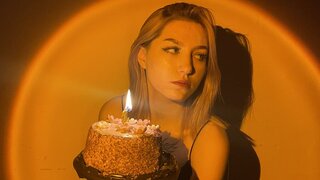 Catch NoraBaker’s Private Cam Show