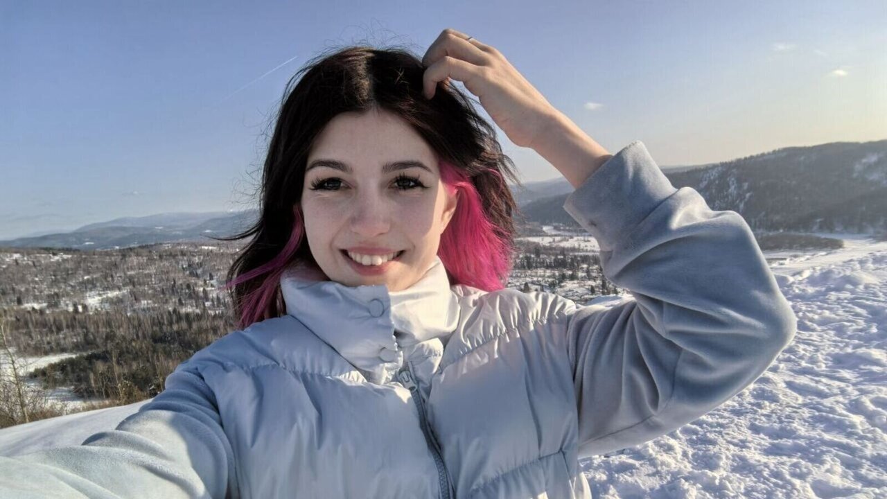 Catch NoreenBarks’s Private Cam Show