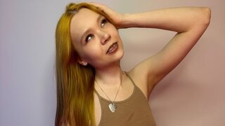 Catch PeaceConner’s Private Cam Show