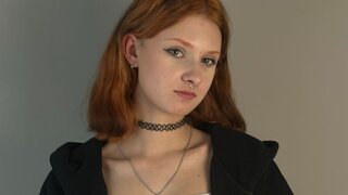 Catch PetraColden’s Private Cam Show