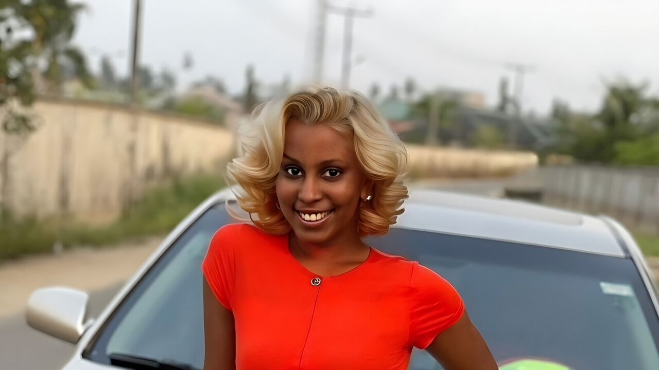 Catch QueenHenrietta’s Private Cam Show