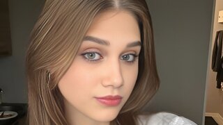 Catch QueenieAfton’s Private Cam Show
