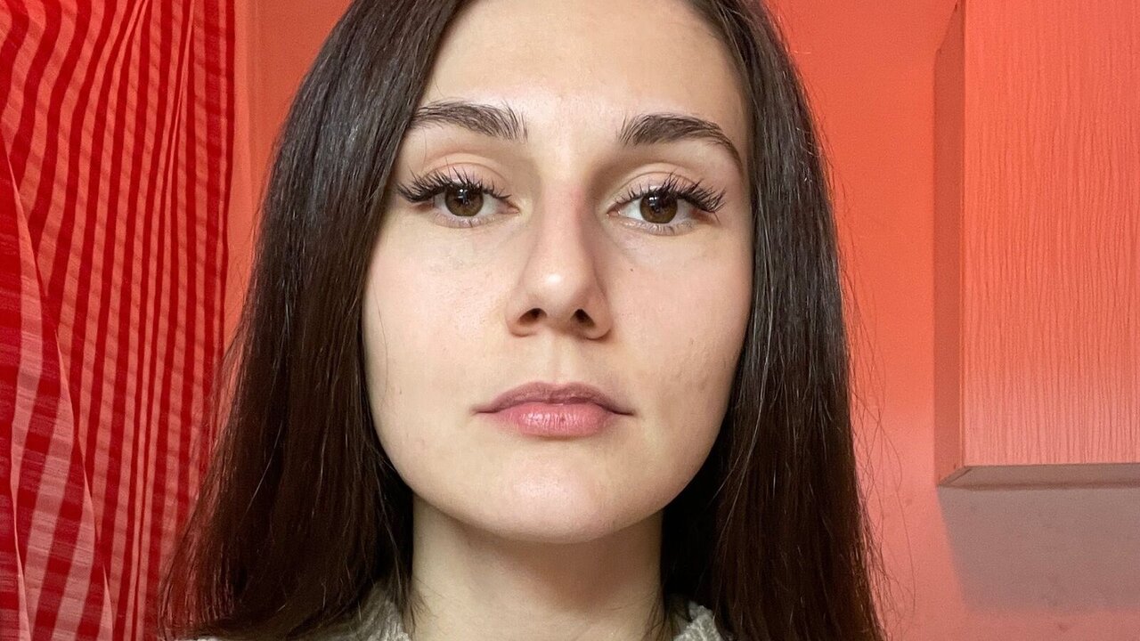 Catch RivkaBessler’s Private Cam Show