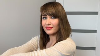 Catch RoseClarke’s Private Cam Show