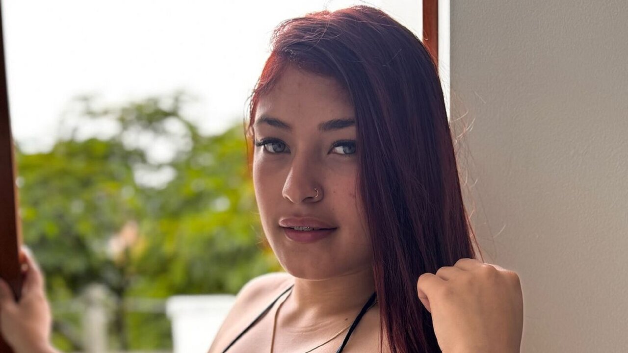 Catch SashaDelmar’s Private Cam Show