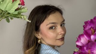 Catch ShanitaAcedo’s Private Cam Show