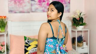 Catch SophiaCharms’s Private Cam Show