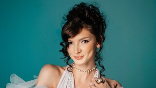 Catch SophiaProve’s Private Cam Show