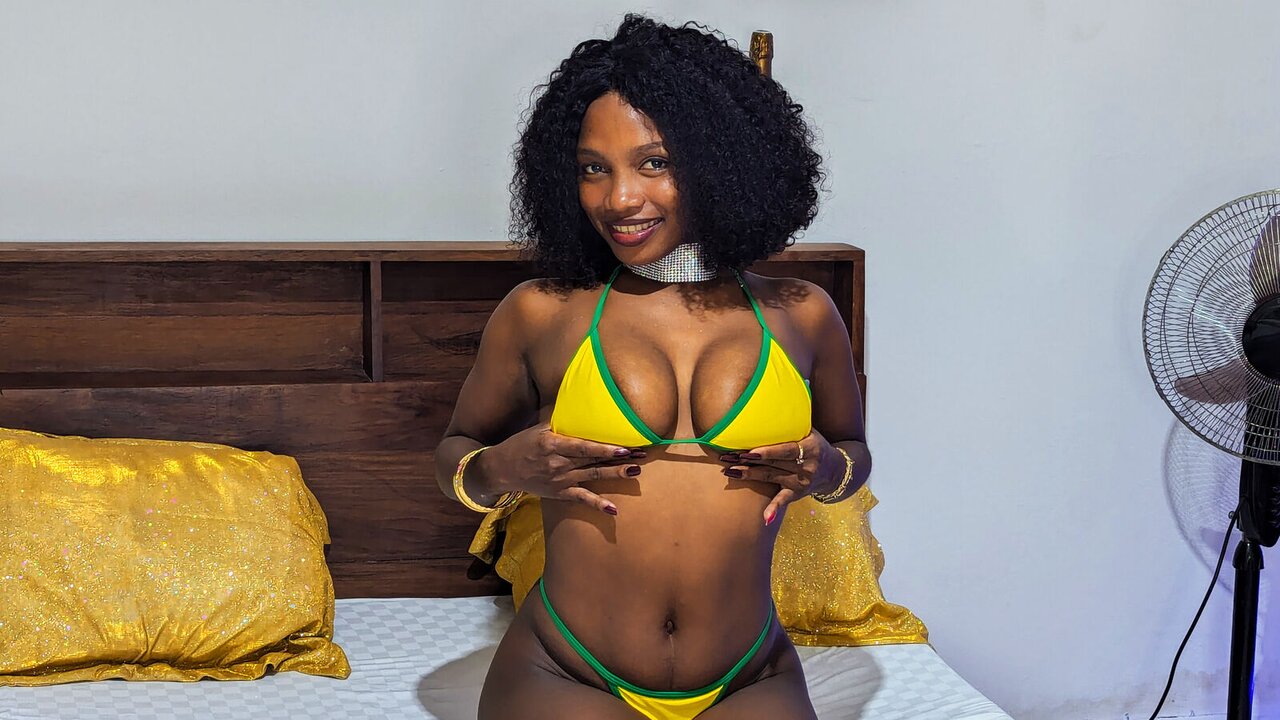 Catch SpartaAllia’s Private Cam Show