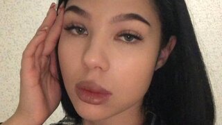 Catch TiffanyScot’s Private Cam Show