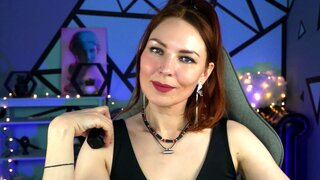 Catch VandaRossi’s Private Cam Show
