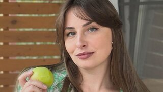 Catch VeronicaNyman’s Private Cam Show