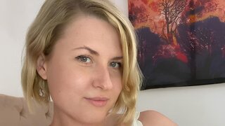 Catch Violetashi’s Private Cam Show
