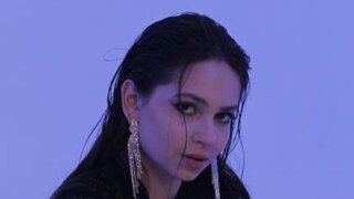 Catch YolondaDotson’s Private Cam Show