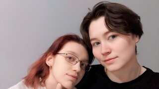 Catch GlennaAndGaryn’s Private Cam Show