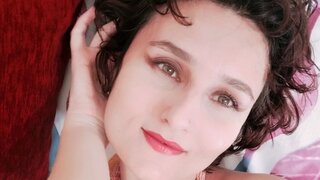 Catch AnyaRoss’s Private Cam Show