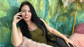 Catch DeniseFugler’s Private Cam Show