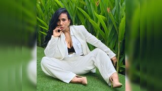 Catch LiindaSanchez’s Private Cam Show