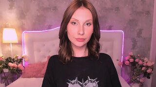 Catch DianaMoor’s Private Cam Show