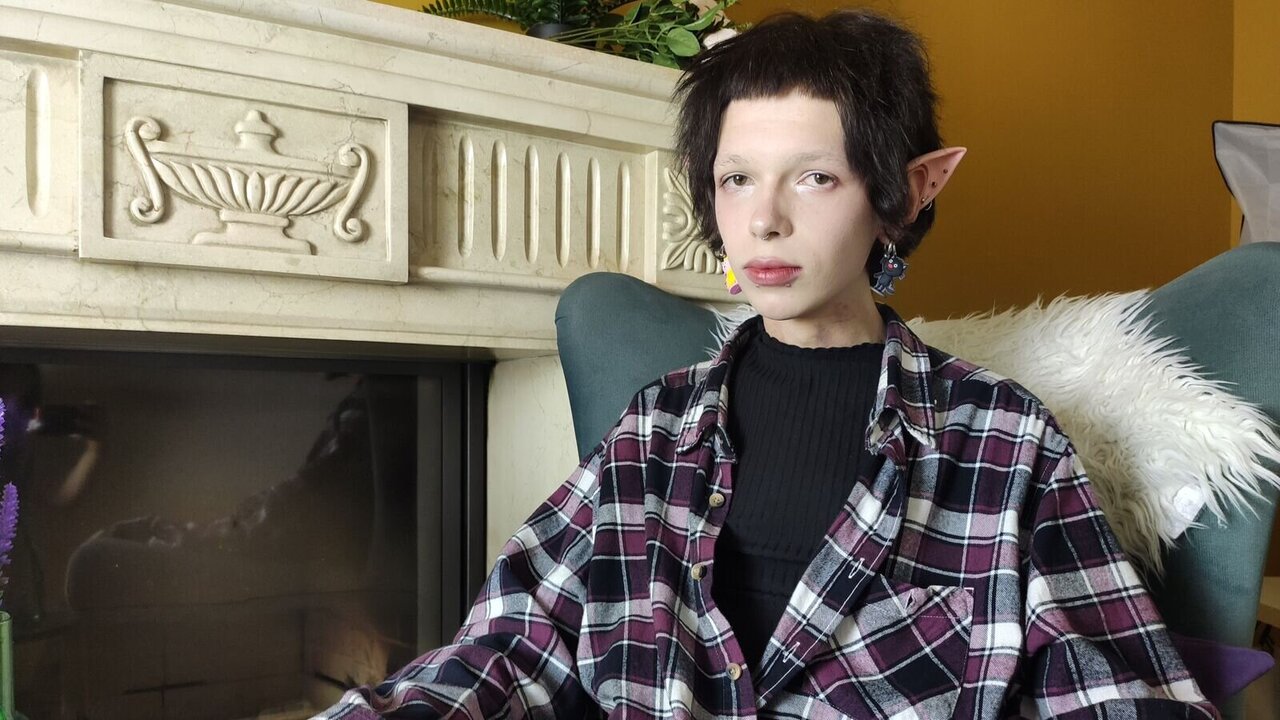 Catch DrueDora’s Private Cam Show