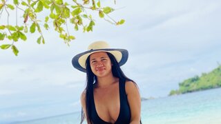 Catch FebAri’s Private Cam Show