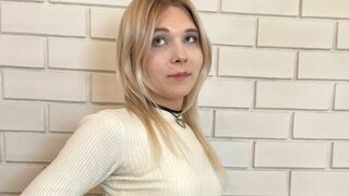 Catch FinnaHall’s Private Cam Show