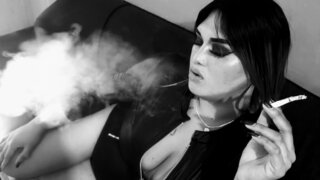 Catch MissVelvetz’s Private Cam Show