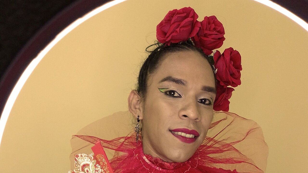 Catch SerenityRoches’s Private Cam Show