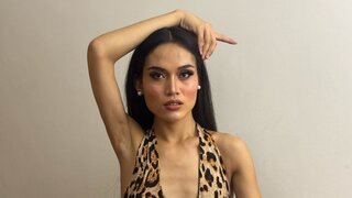 Catch ValentinaCarolin’s Private Cam Show